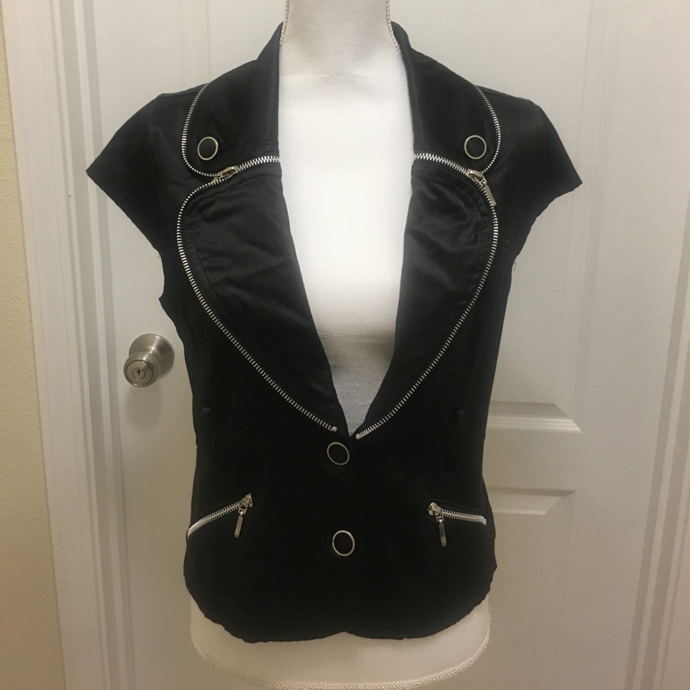 Black vest jacket NWOT
