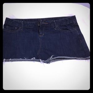 Guess Dark Rinse Jean Short Skirt Sz 32