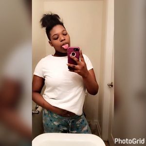 Meet your Posher, Cierra