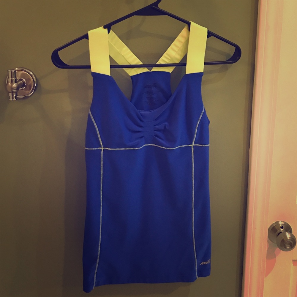 Very cute workout top!
