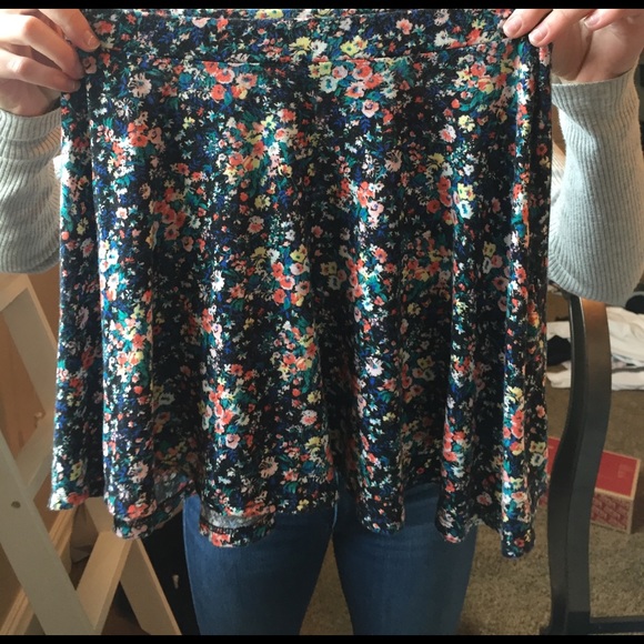 Too short on me now, worn less than 5 times! - Picture 1 of 2