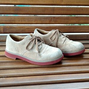 *sold elswhere* Boy sperry leather shoes? sz 13.5