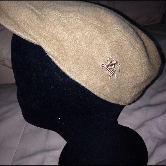 Burberry London Cap - Picture 2 of 8