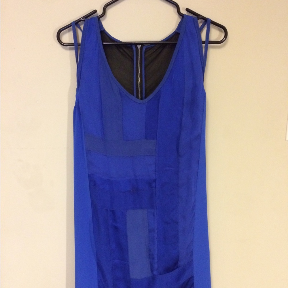 CLUNY Dress