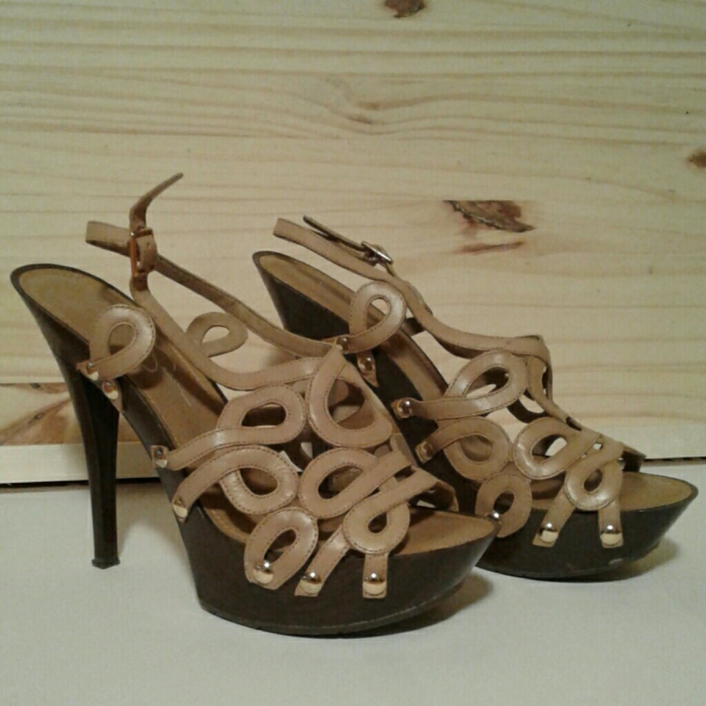 Jessica Simpson High Heels