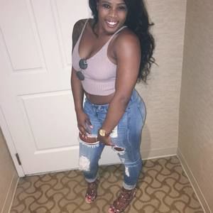 Meet your Posher, Lizz