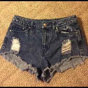 High waisted distressed denim shorts