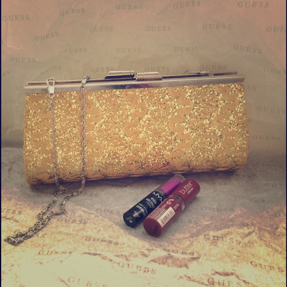 🌟SOLD🌟Gold glitter Clutch