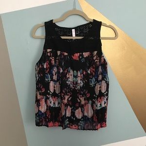 Pleated and lace floral tank top
