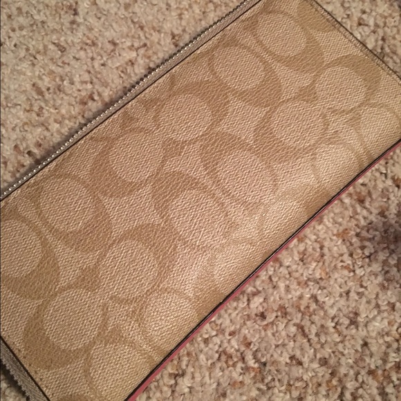 Coach wallet - Picture 3 of 5