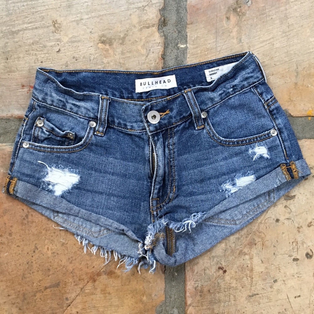 🚨SOLD MERC🚨High Waisted Bullhead Denim Shorts