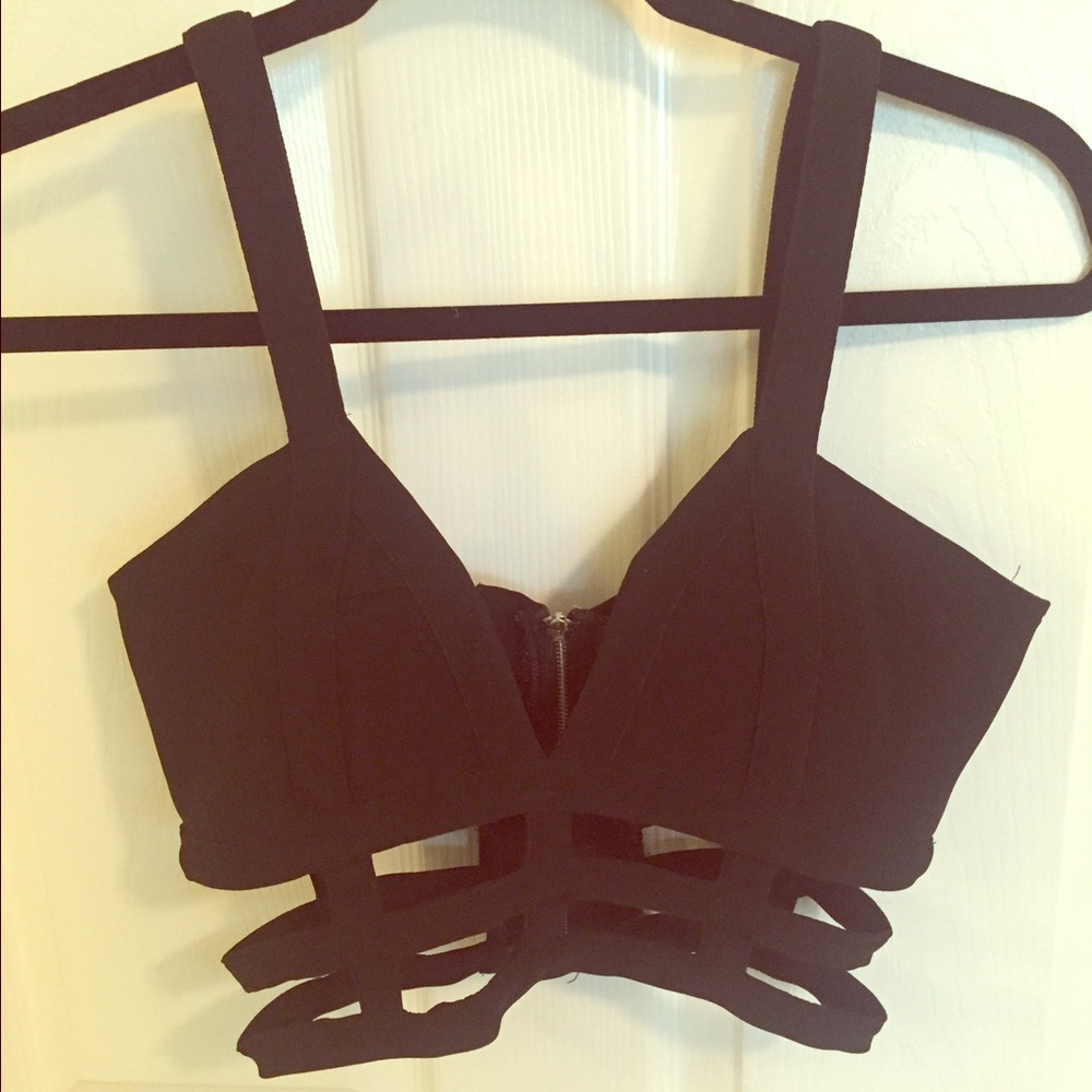 TOBI caged black crop top