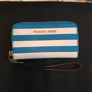 Authentic Micheal Kors wristlet