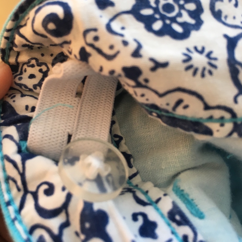 Blue shorts - Picture 3 of 3