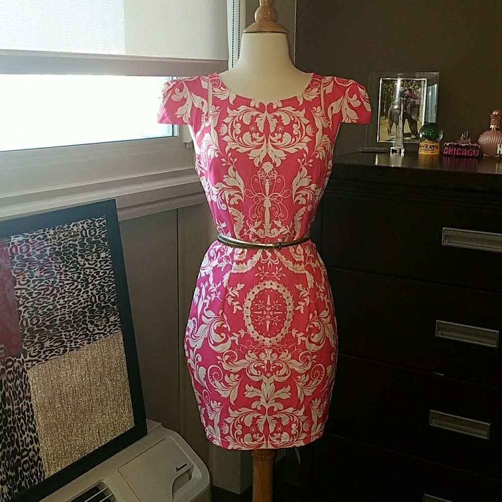 Miss Holly Bodycon dress