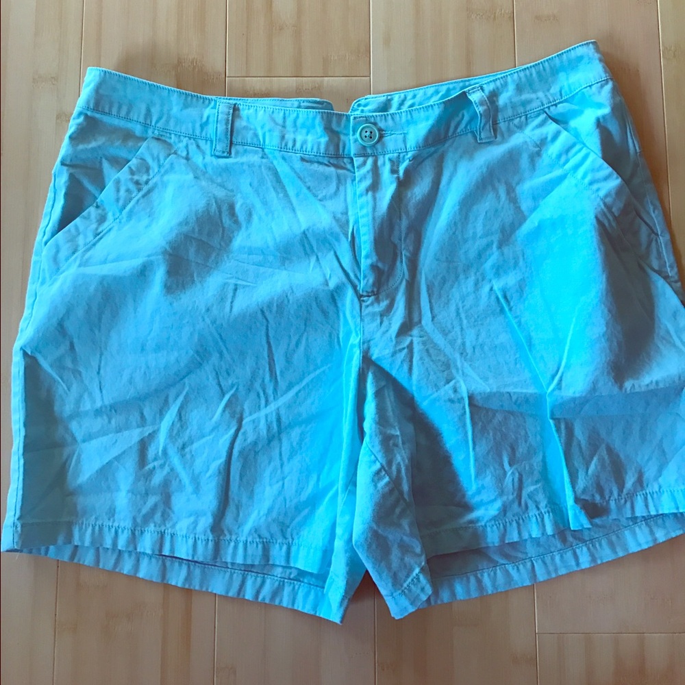 Woman's shorts