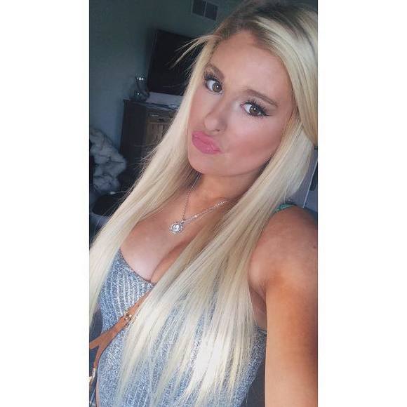 Meet your Posher, Isabella - Picture 1 of 1