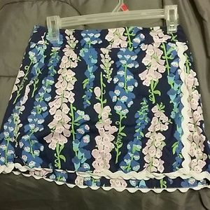 Size 2 Lily Pulitzer Scort.