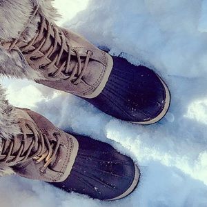 Winter boots with fur!