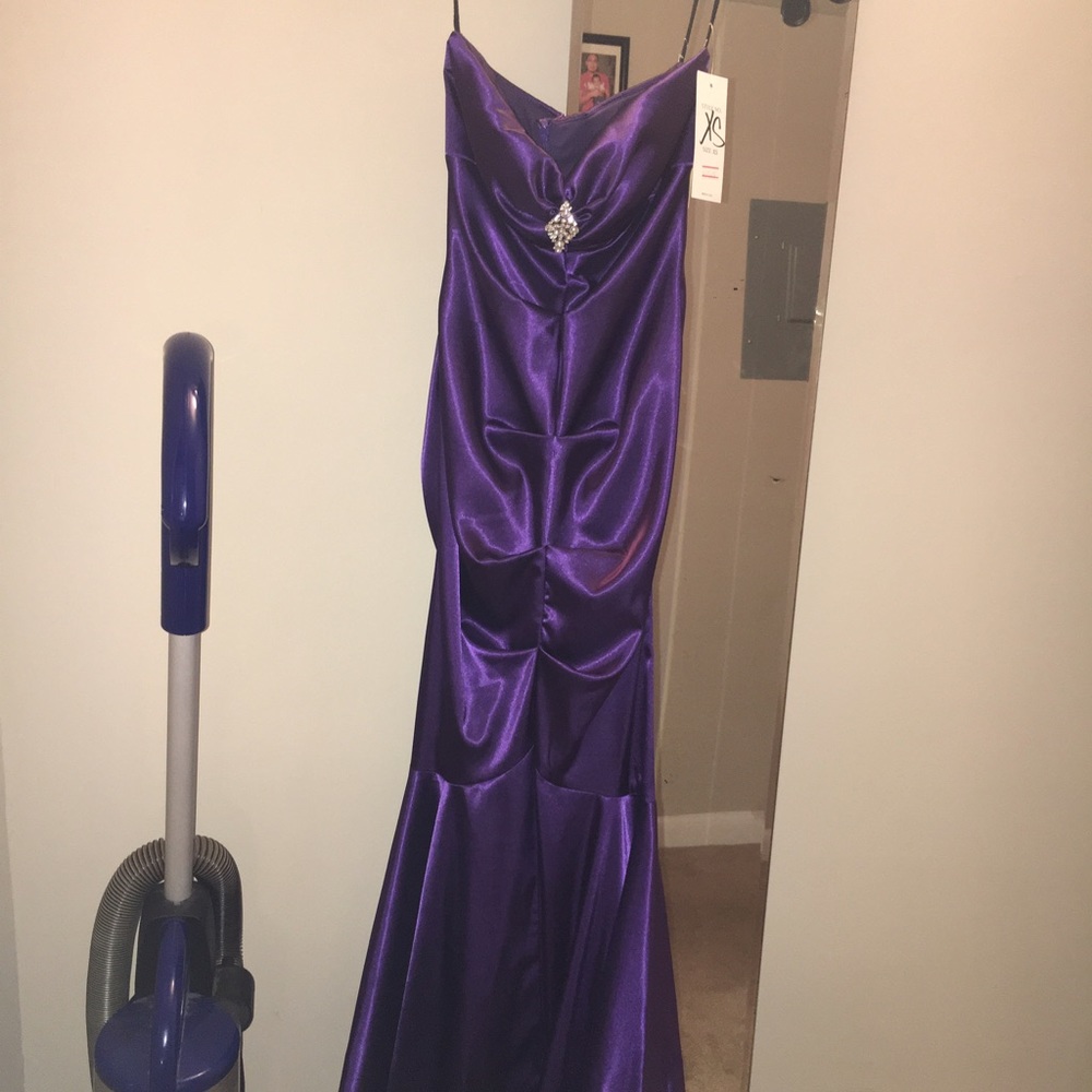 NWT purple prom dress