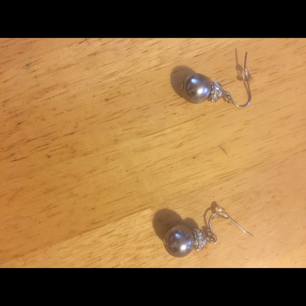 A silver Jewelry set