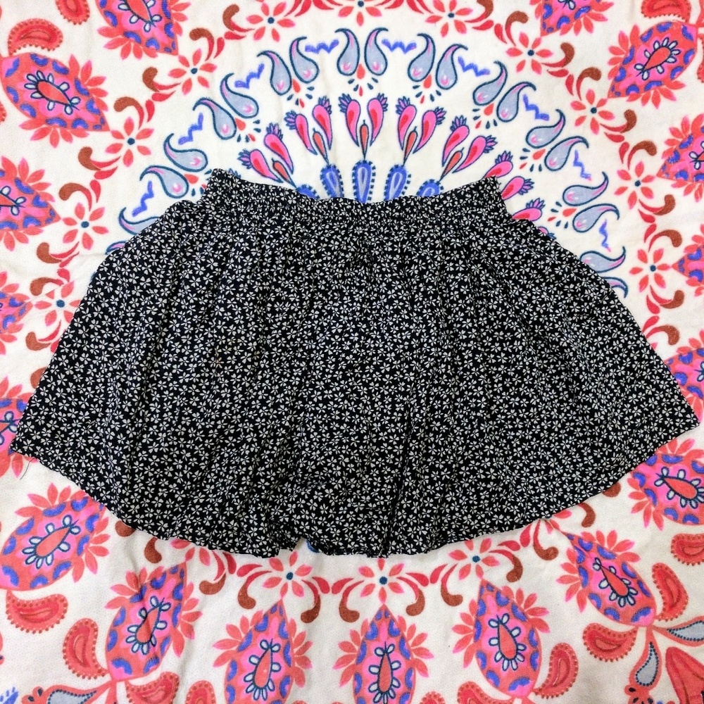 Brandy Melville floral skirt