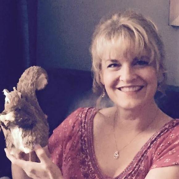 Meet your Posher, Ann - Picture 1 of 1