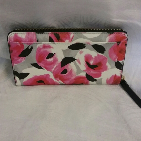 Kate Spade Rose Bed Wallet, NWT - Picture 3 of 4