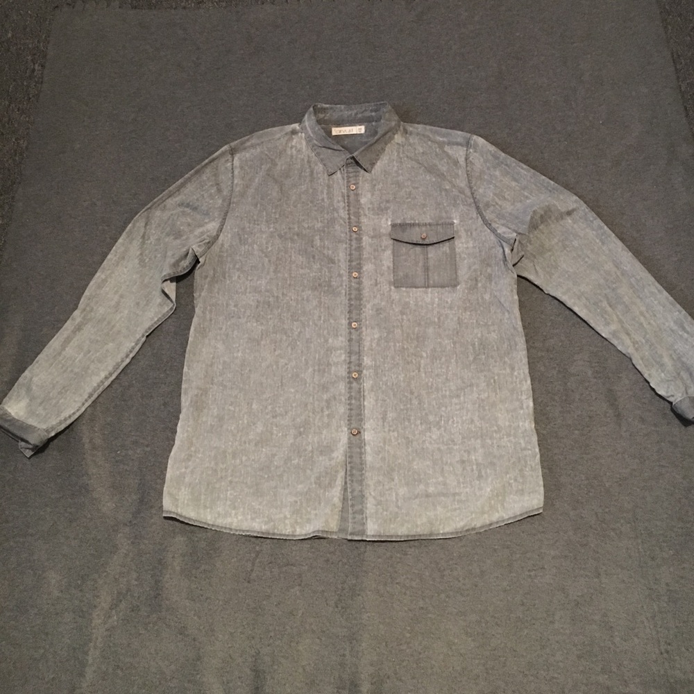 Men's button-down