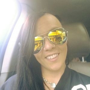 Meet your Posher, Kat