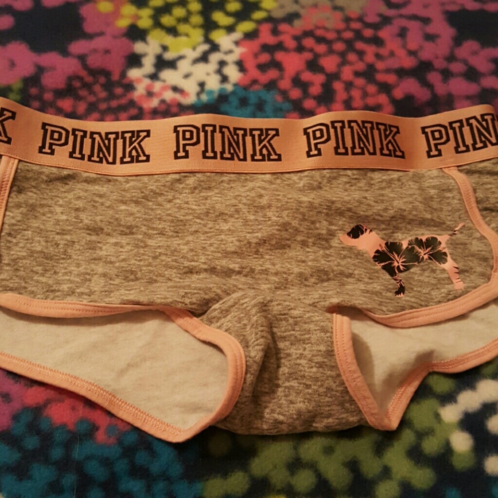 PINK boyshorts