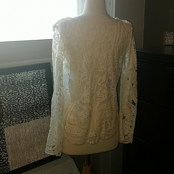 WHITE LACE TOP - Picture 2 of 2