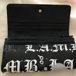 L.A.M.B wallet
