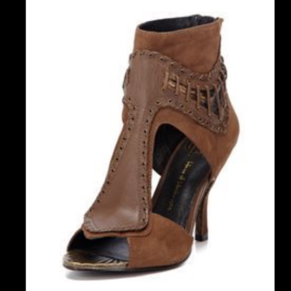 House of Harlow Mikola Peep Toe Booties