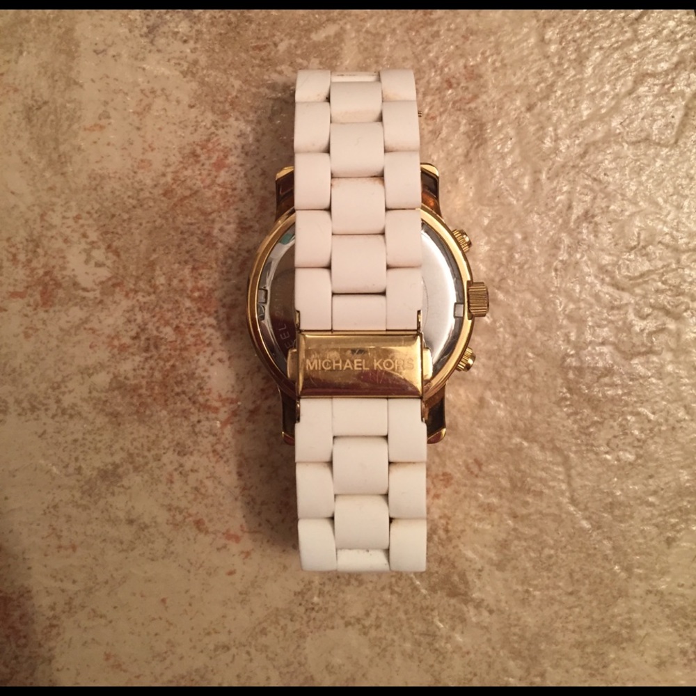 Michael Kors Watch - Picture 3 of 4