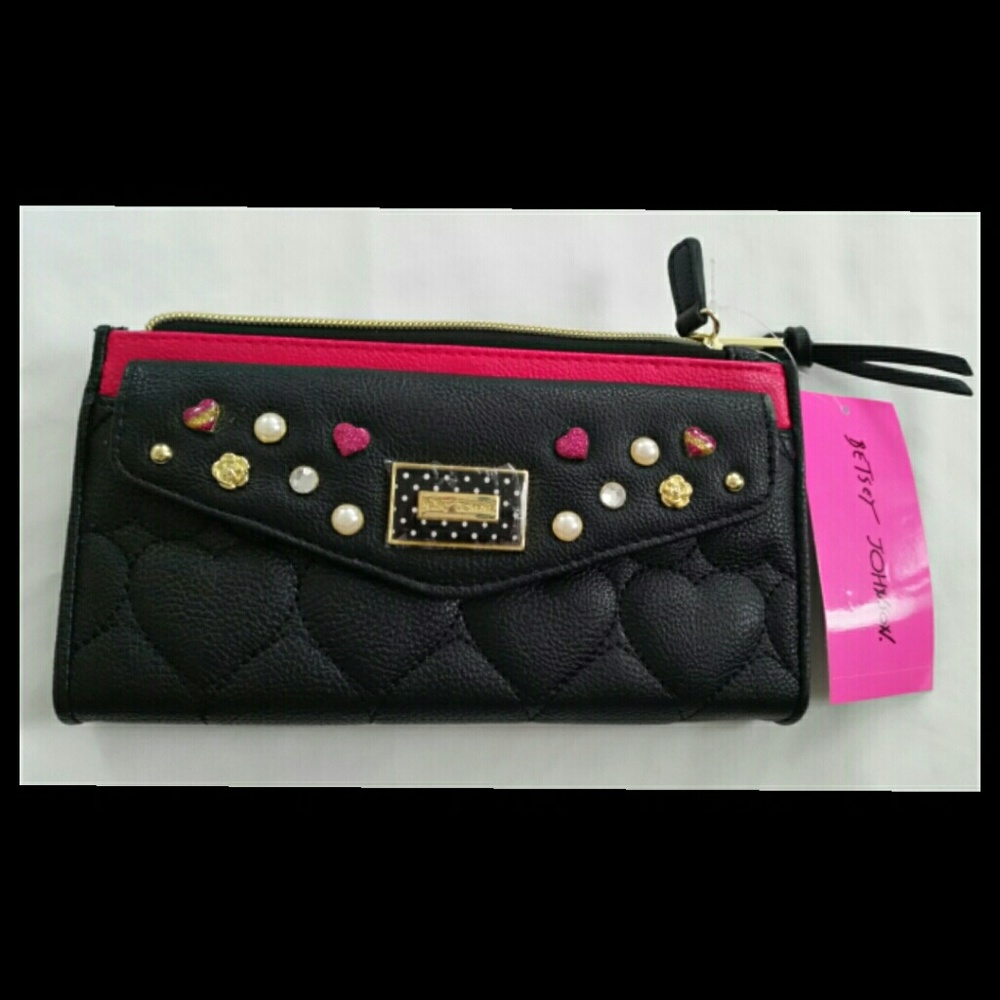 FINAL PRICE! NWT Betsey Johnson bifold wallet