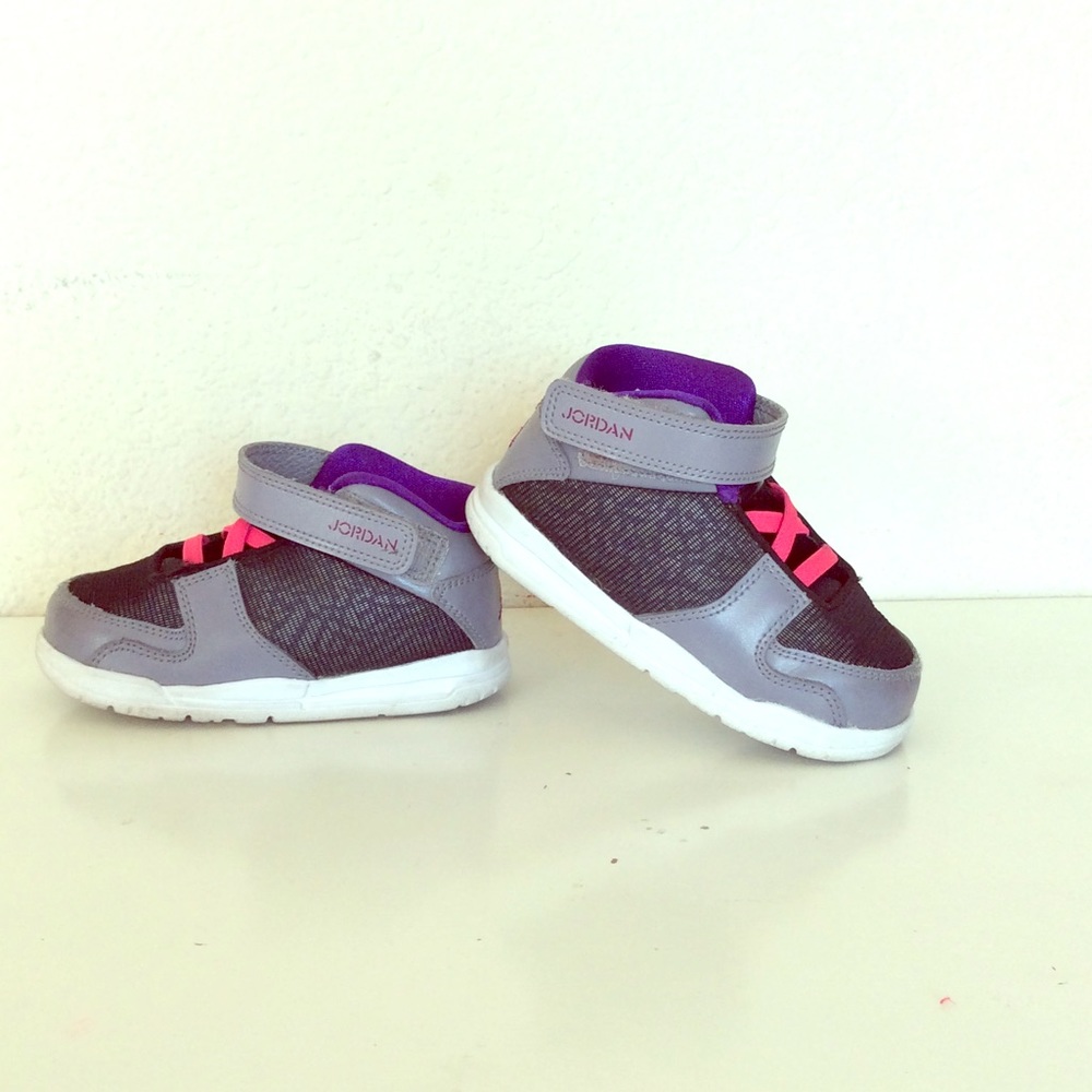 Great used condition Nike Jordan size 7C