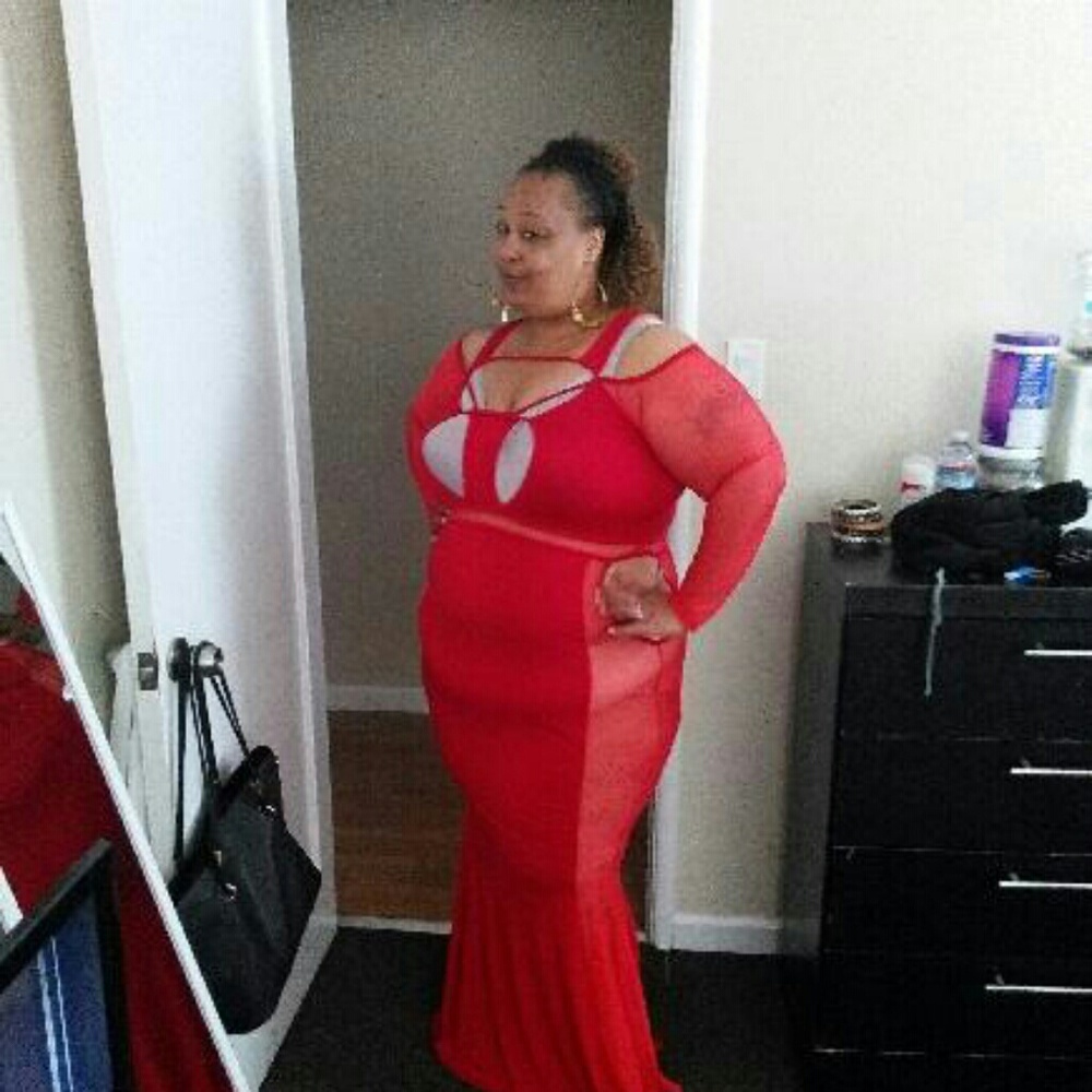 RED MAXI DRESS. ????NEW???? - Picture 2 of 4