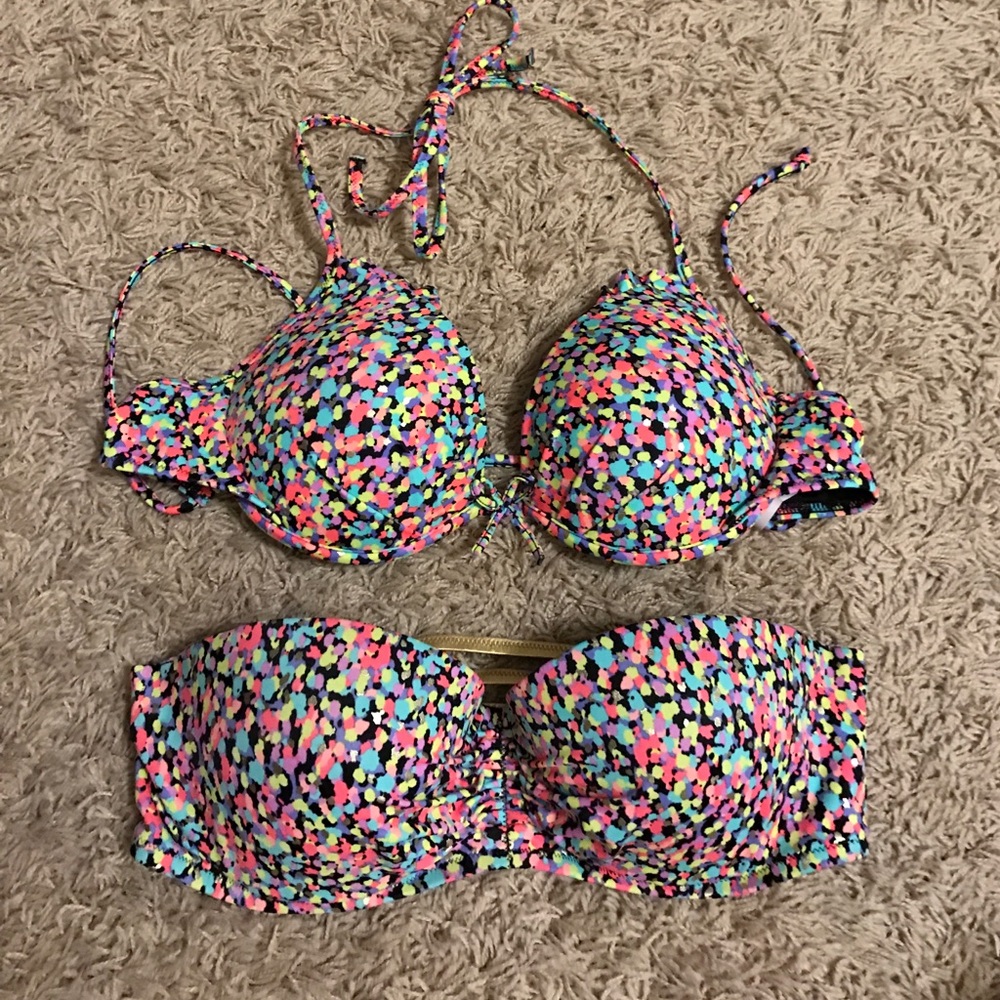 Victoria's Secret bikini top!!