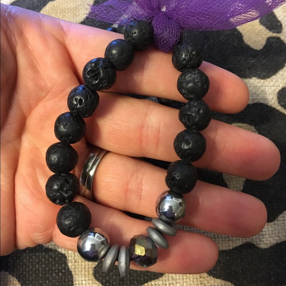 Bead bracelets - Picture 4 of 4