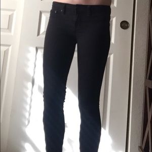 Black skinny jeans
