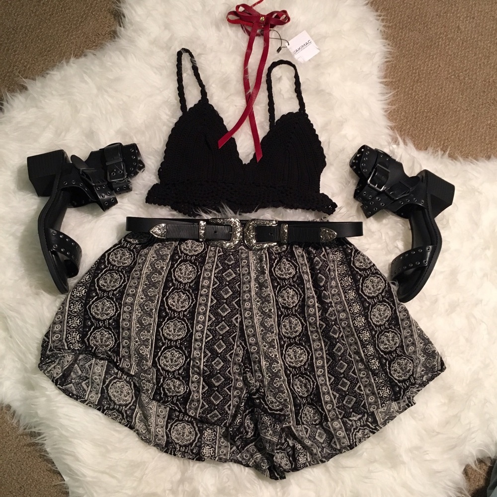 Festival Ready Abercrombie Pocket Printed Shorts