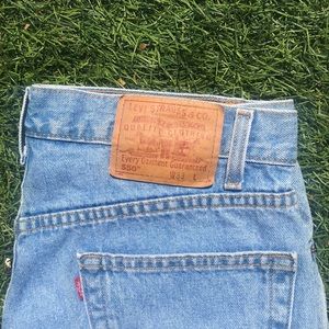 Vintage Men's Levi's 550 Shorts