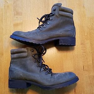Steve Madden combat boots