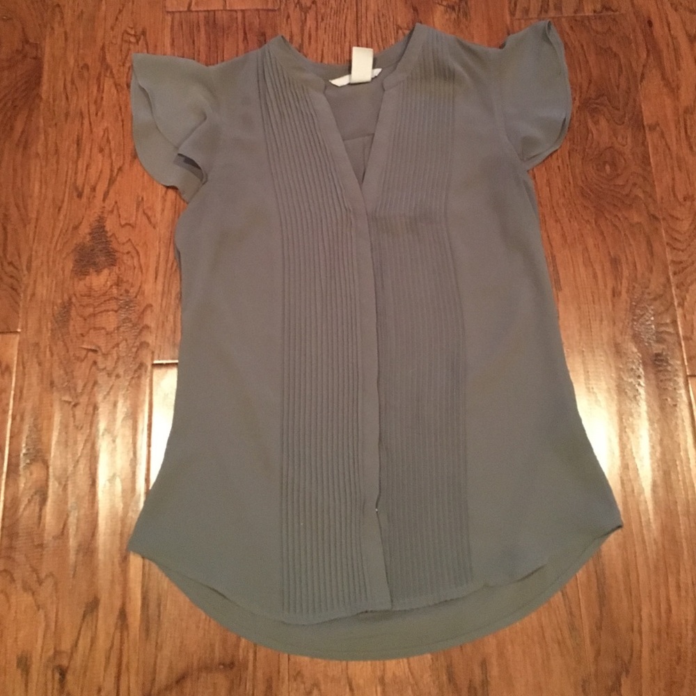 Gray button up women's blouse H&M size 2 small