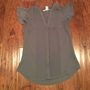 Gray button up women's blouse H&M size 2 small
