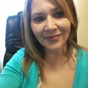 Meet your Posher, Gina