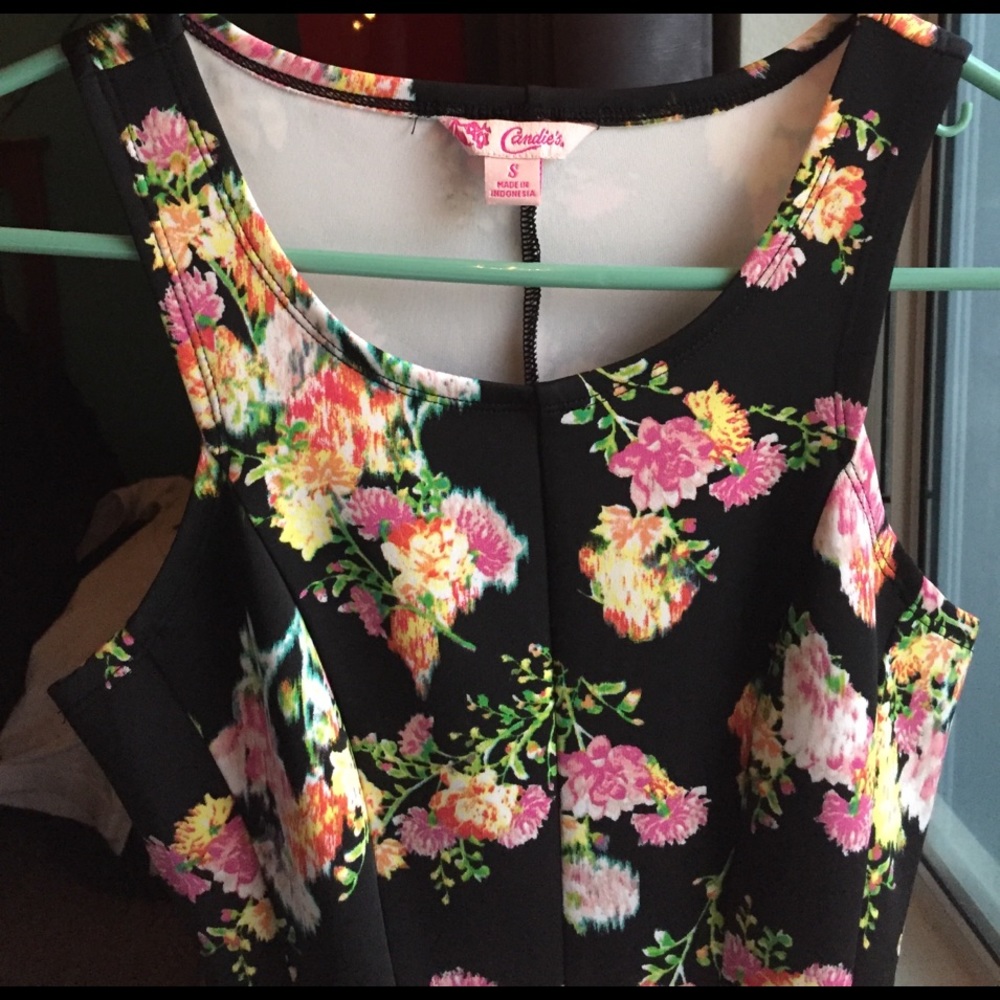 Floral "Candies" Dress. - Picture 1 of 3