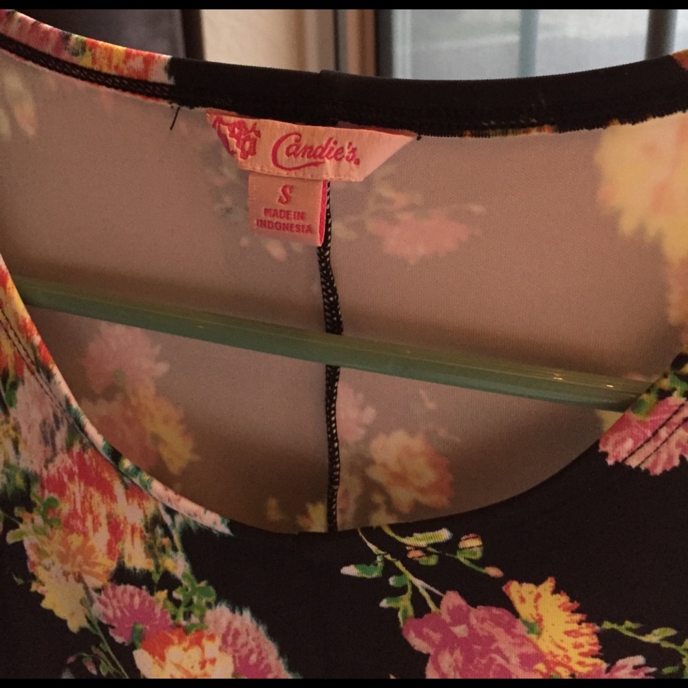 Floral "Candies" Dress. - Picture 3 of 3