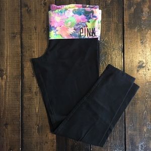 Victoria's Secret PINK yoga leggings - large